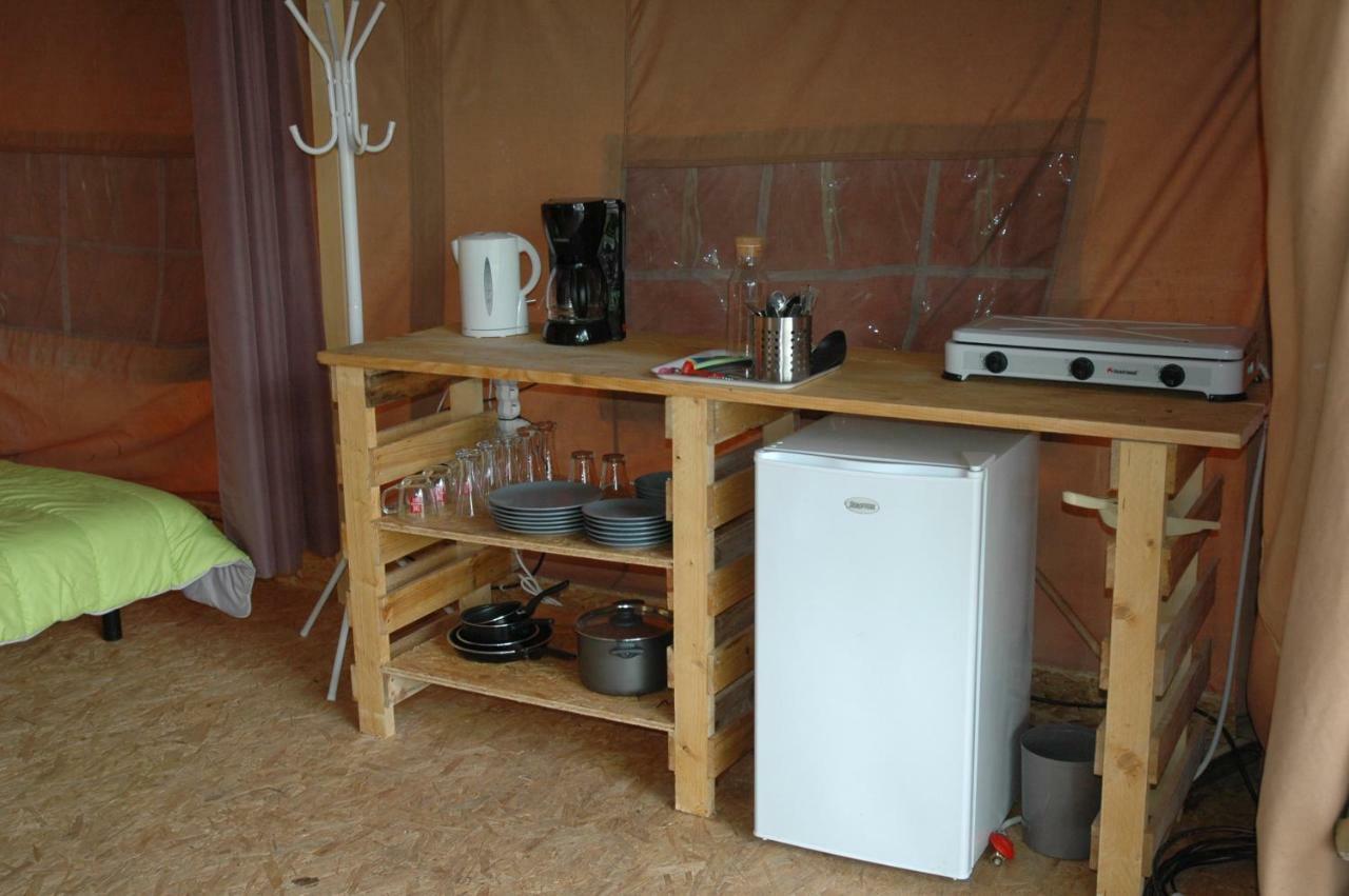 Camping Des Eydoches - 3 Etoiles Faramans  外观 照片