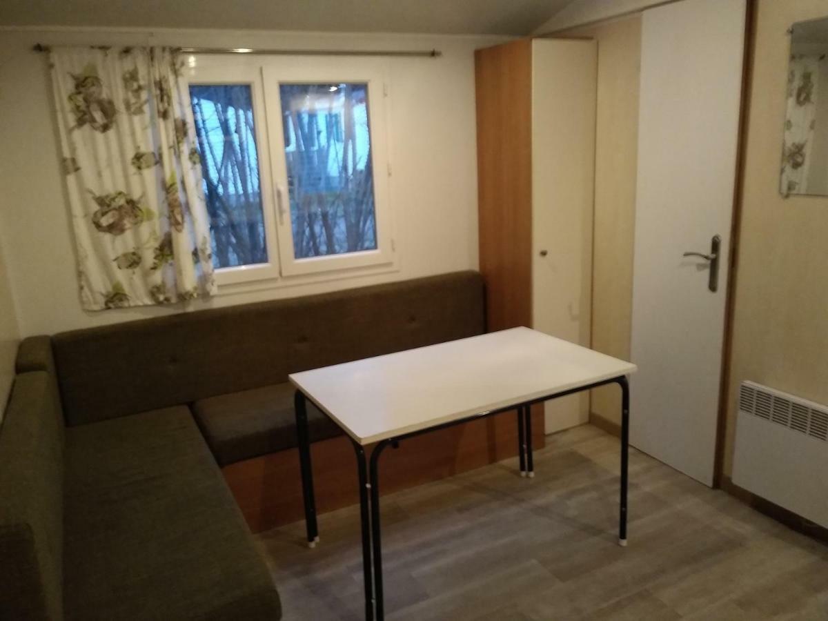 Camping Des Eydoches - 3 Etoiles Faramans  外观 照片